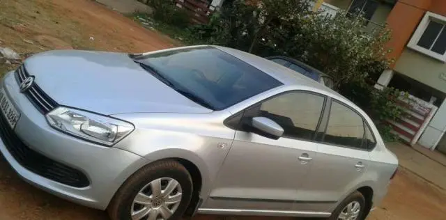 Volkswagen Vento TRENDLINE DIESEL 2011