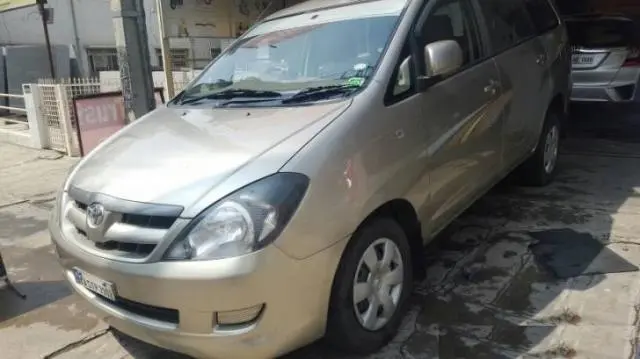 Toyota Innova 2.5 G 2008