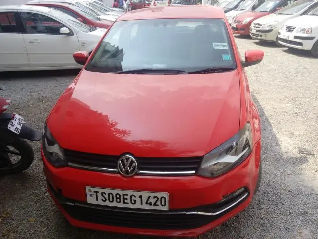 Volkswagen Passat Trendline MT 2014