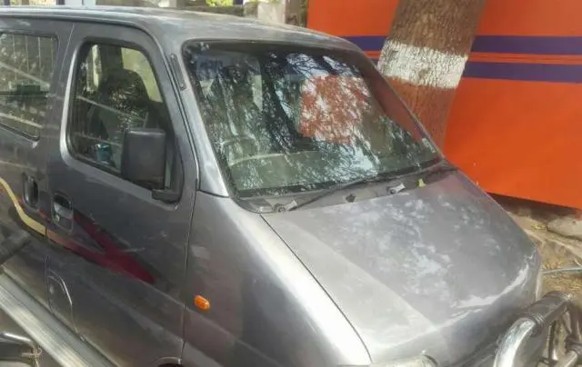 Maruti Suzuki Eeco 5 STR 2011