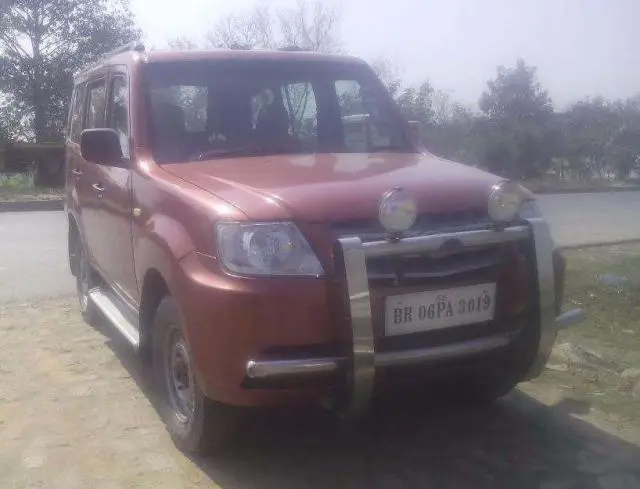 Tata Sumo Grande CX 2012
