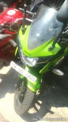 Honda CBR 150R 150cc 2015