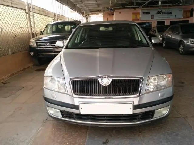Skoda Laura Elegance 1.9 TDI MT 2008