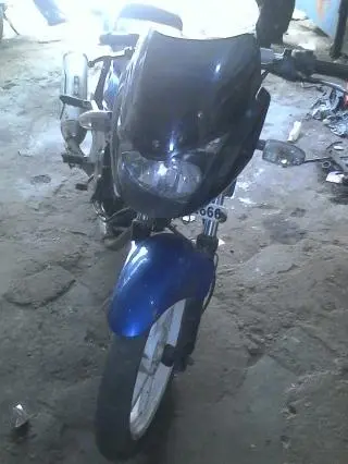 Bajaj Pulsar 220cc 2007
