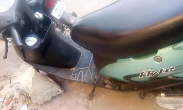 TVS ScootyZest 110 cc 2015