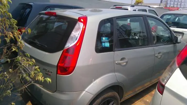 Ford Figo 1.5 TDCI Titanium 2010