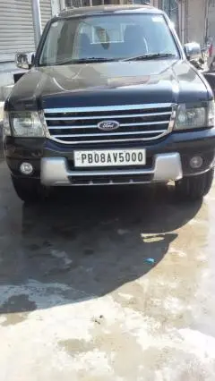 Ford Endeavour 2.5L 4x2 2005