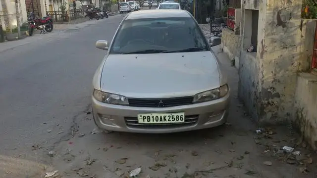 Mitsubishi Lancer GLXD 2.0 1999