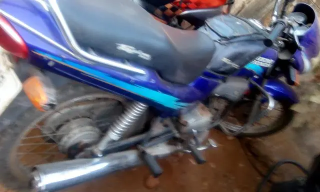 Hero Splendor Plus  100 cc 2011