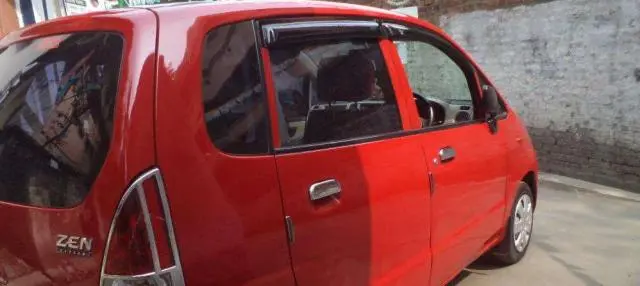 Maruti Suzuki Zen Estilo LXi 2006