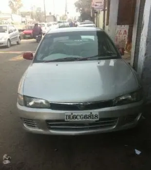 Mitsubishi Lancer LXi 2001