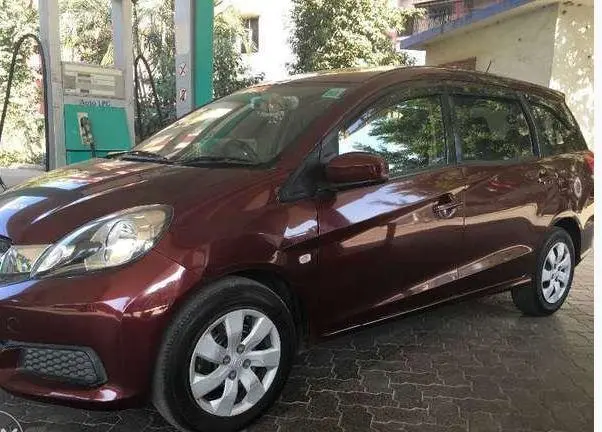 Honda Mobilio S i-DTEC 2014