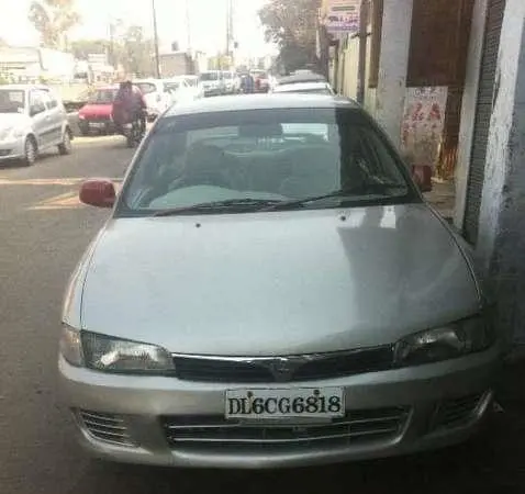 Mitsubishi Lancer SFXI 1.5 2001