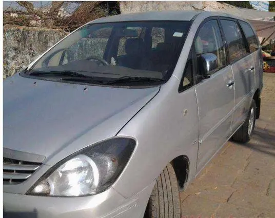 Toyota Innova 2.5 V 8 STR 2007