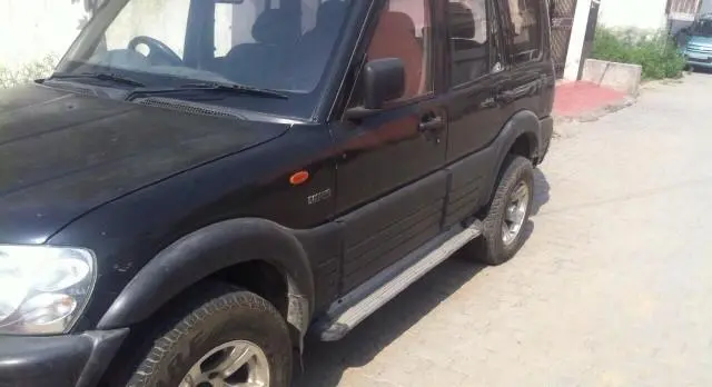 Mahindra Scorpio 2.6 SLX 2005