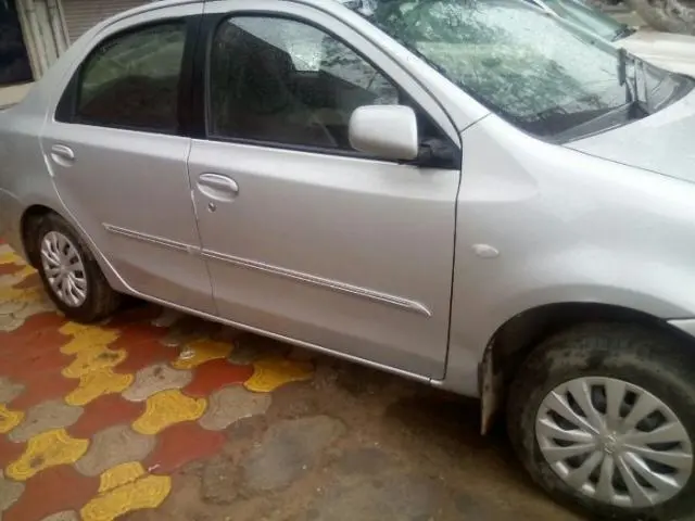 Toyota Etios VX 2011