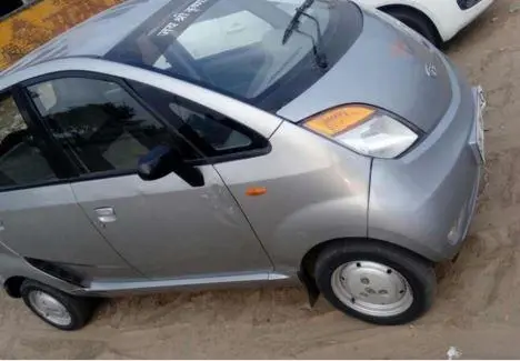 Tata Nano LX 2011