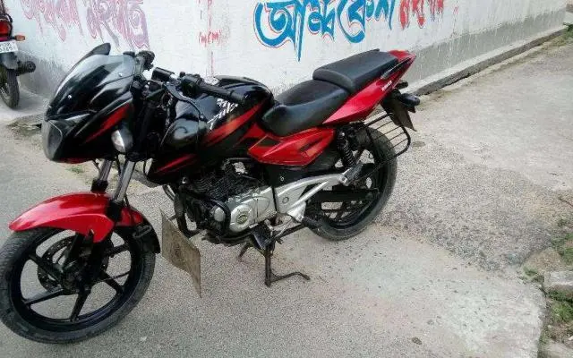 Bajaj  Pulsar 180cc 2013