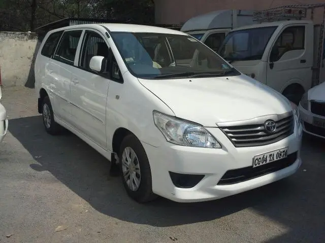Toyota Innova 2.5 G 7 STR BS III 2007