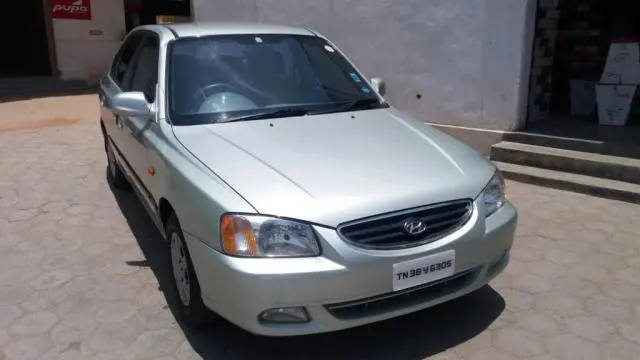 Hyundai Accent GLE 2004