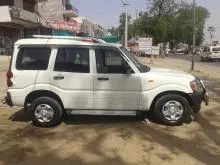 Mahindra Scorpio VLX 2WD AIRBAG AT BS IV 2014