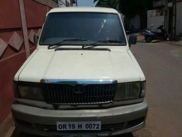 Toyota Qualis GS C1 2003