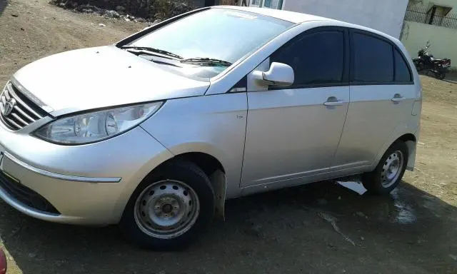 Tata Indica Vista LX 2013