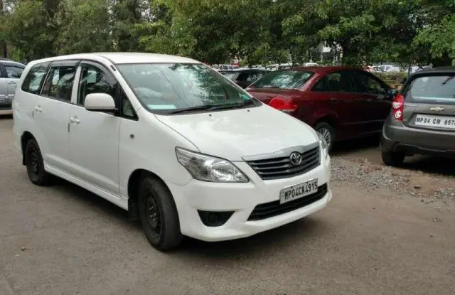 Toyota Innova 2.5 G4 7 STR 2012