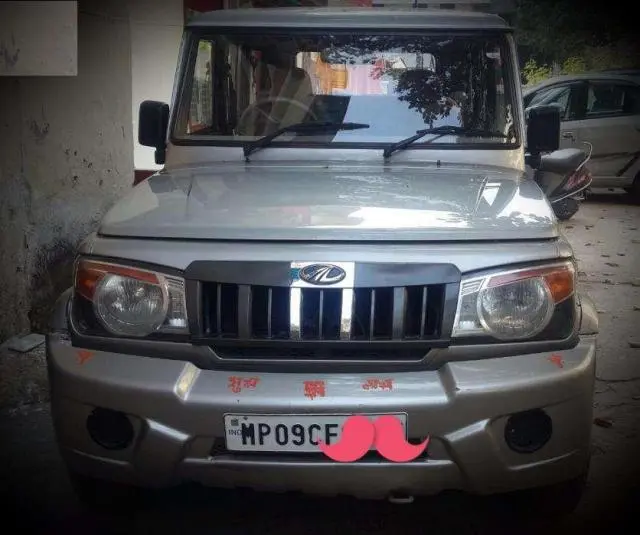 Mahindra Bolero SLE 2012