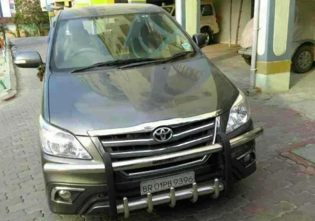 Toyota Innova 2.5 Z 7 SEATER 2014