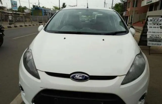 Ford Fiesta TITANIUM DIESEL 2012