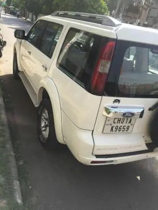 Ford Endeavour 4x2 2011