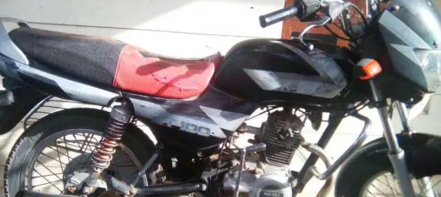 Bajaj CT 100 100cc 2005