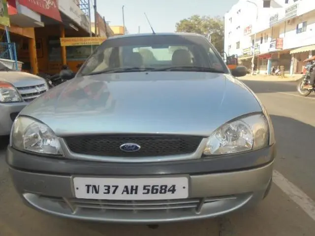 Ford Ikon 1.3 CLXI NXT 2004