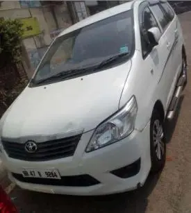 Toyota Innova 2.0 G 8 STR BS IV 2013
