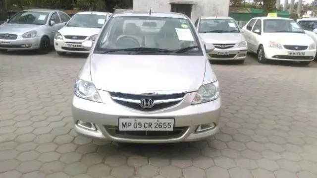 Honda City 1.5 V MT 2011