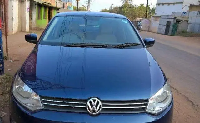 Volkswagen Vento TRENDLINE DIESEL 2012