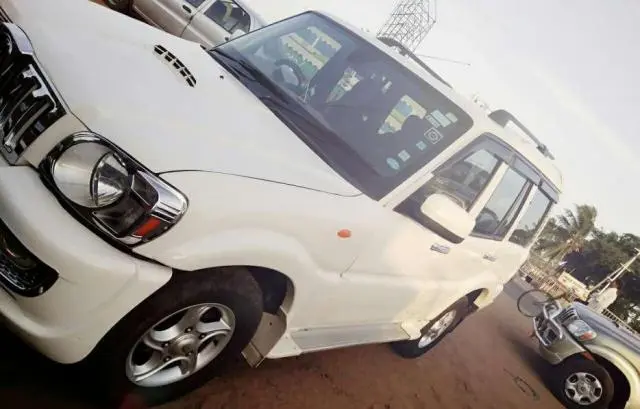 Mahindra Scorpio VLX 2011