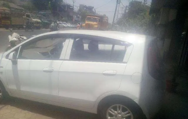 Chevrolet Sail U-VA 1.3 LT ABS 2013