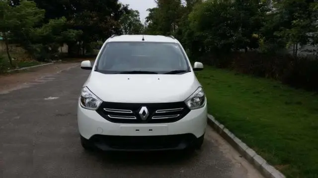 Renault Lodgy 85 PS RxE 2015