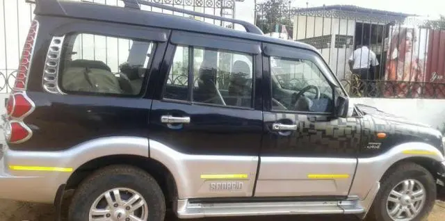 Mahindra Scorpio VLX 4WD AIRBAG AT BS III 2012