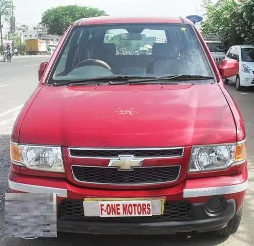 Chevrolet Tavera NEO 3 LS 7 STR BS III 2013