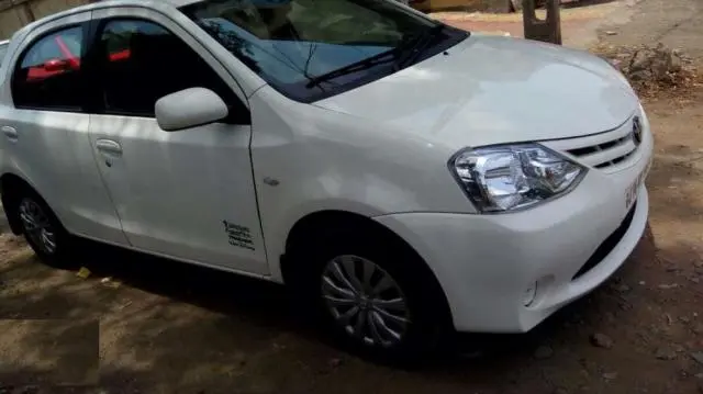 Toyota Etios Liva JD 2012