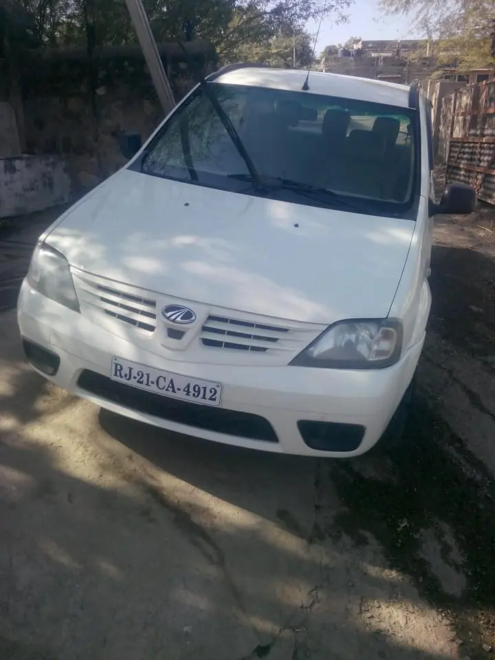 Mahindra Verito 1.5 D2 BS III 2012