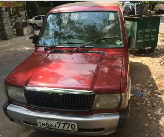 Toyota Qualis FS B1 2000