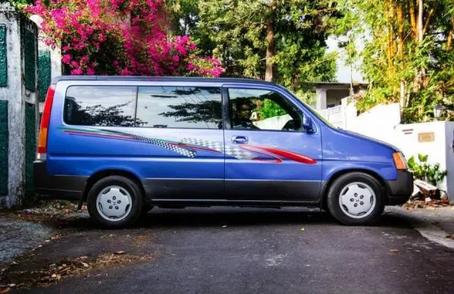 Honda Stepwgn Spada 1996