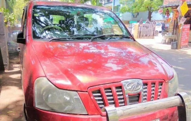 Mahindra XUV500 W6 2010