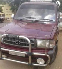 Toyota Qualis GST D2 2000