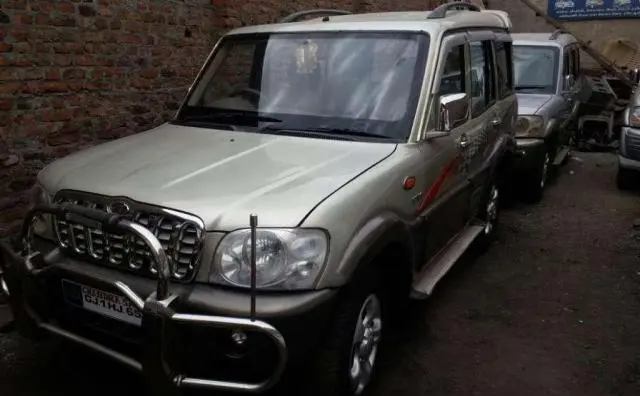Mahindra Scorpio 2.6 SLX CRDE 2005