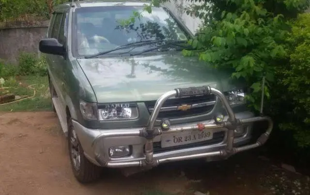 Chevrolet Tavera NEO LT L 7 STR BS III 2006